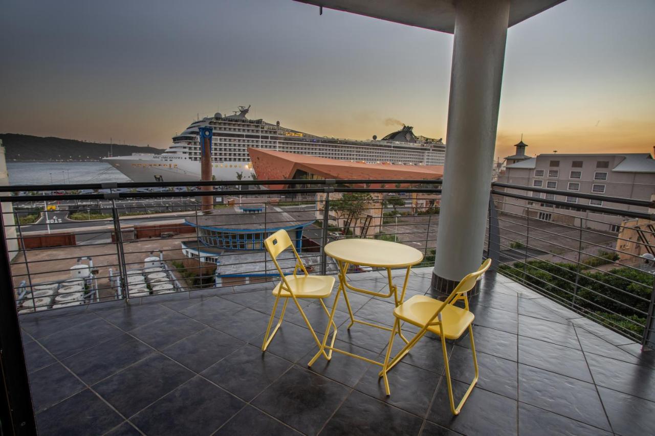 Stay At The Point - Triumphant Tropical Tranquility Durban Bagian luar foto