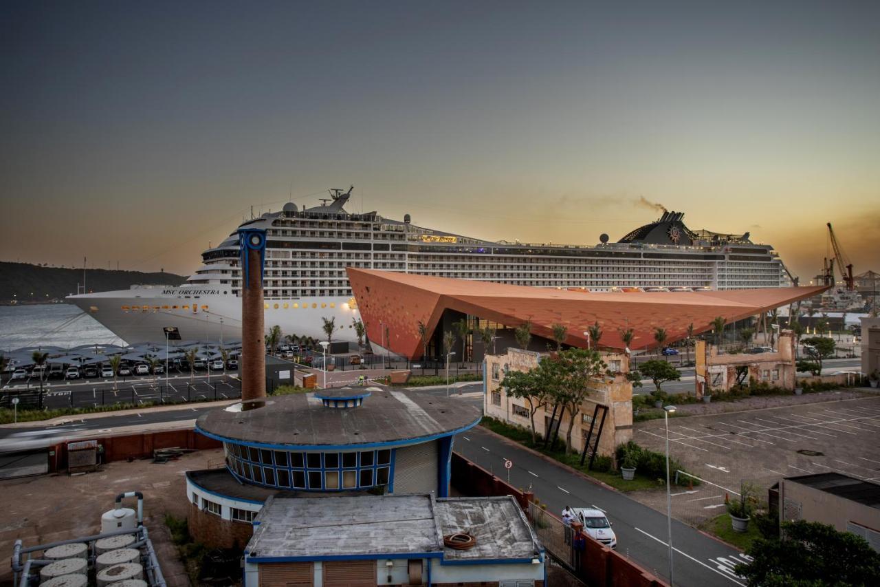 Stay At The Point - Triumphant Tropical Tranquility Durban Bagian luar foto