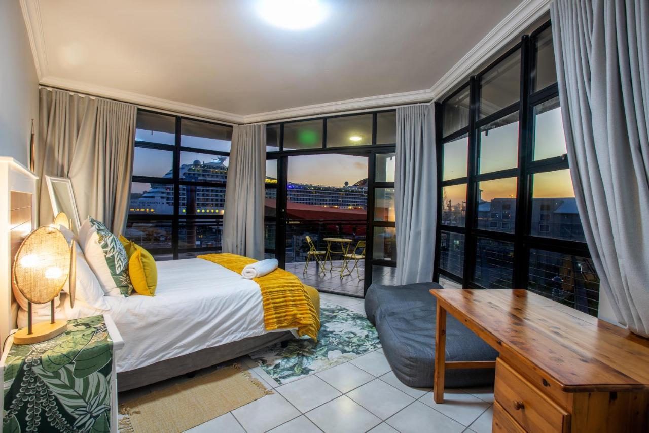 Stay At The Point - Triumphant Tropical Tranquility Durban Bagian luar foto